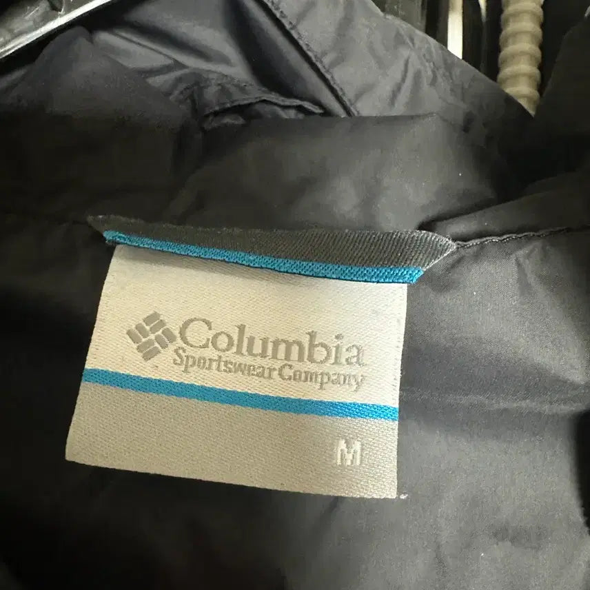 [BUNJANG] Columbia Lightweight Windbreaker Jacket / 콜롬비아 경량 바람막이