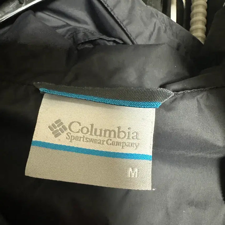 [BUNJANG] Columbia Lightweight Windbreaker Jacket / 콜롬비아 경량 바람막이