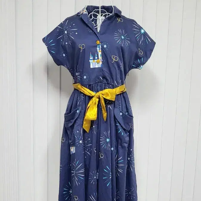 [BUNJANG] Disney Castle Dress (Size S) / Disney Castle dress 디즈니 캐슬 원피스