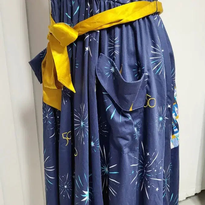 [BUNJANG] Disney Castle Dress (Size S) / Disney Castle dress 디즈니 캐슬 원피스