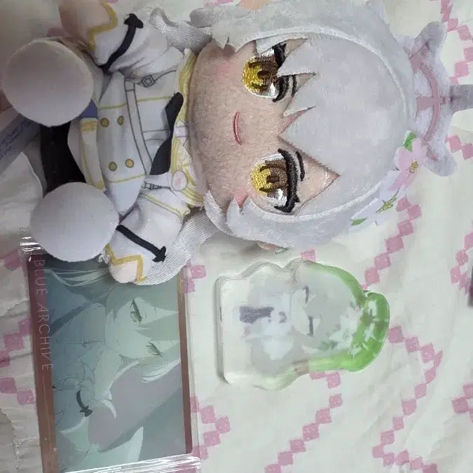 [BUNJANG] Blue Archive Nagisa Plush Doll, Acrylic Corotto, Wafer Photocard / 블루아카이브 나기사 포토카드 봉제인형 아크릴 코롯토