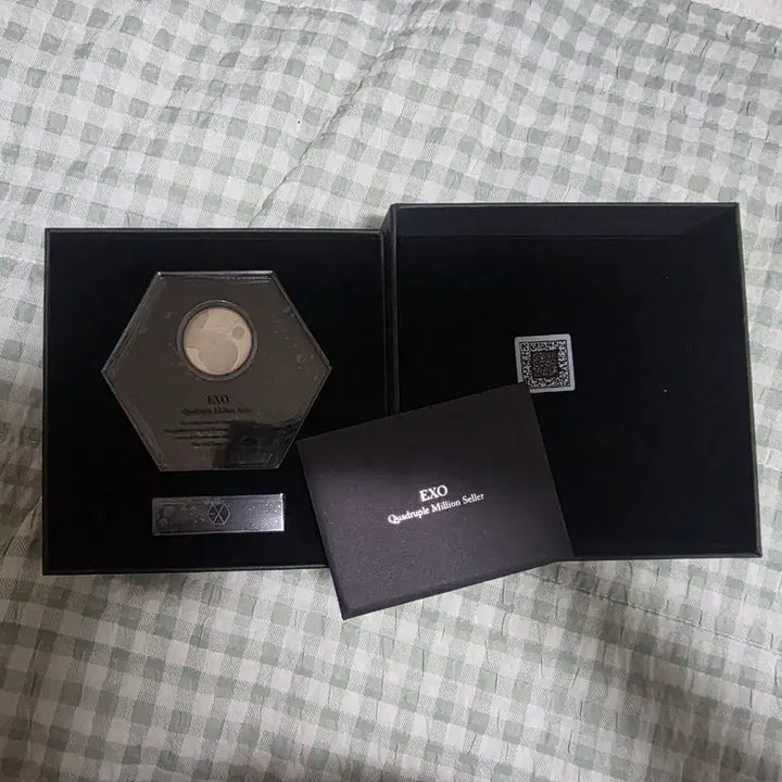 [BUNJANG] EXO Baekhyun Commemorative Medal / 엑소 기념메달 백현