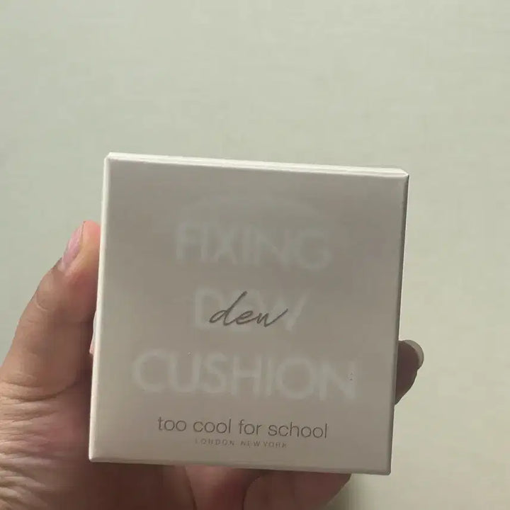 [BUNJANG] Too Cool For School Art Class Studio De Soie Cushion SPF40 PA++ 