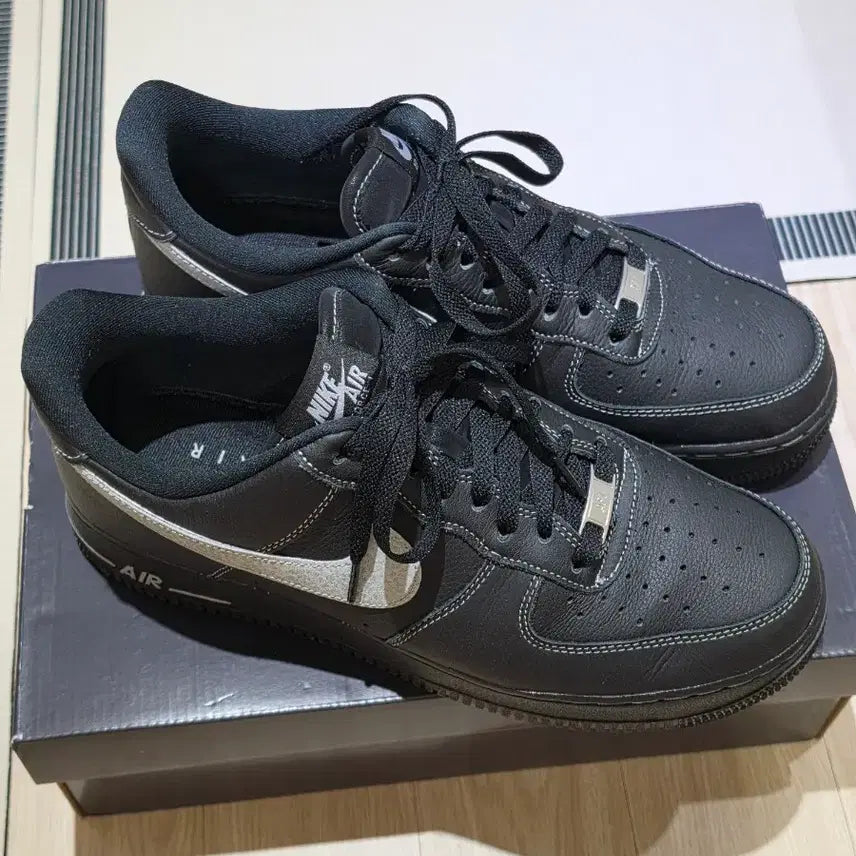 [SOLD OUT] (새상품급) 나이키 에어포스 1 07 LV8 블랙 울프 그레이 280