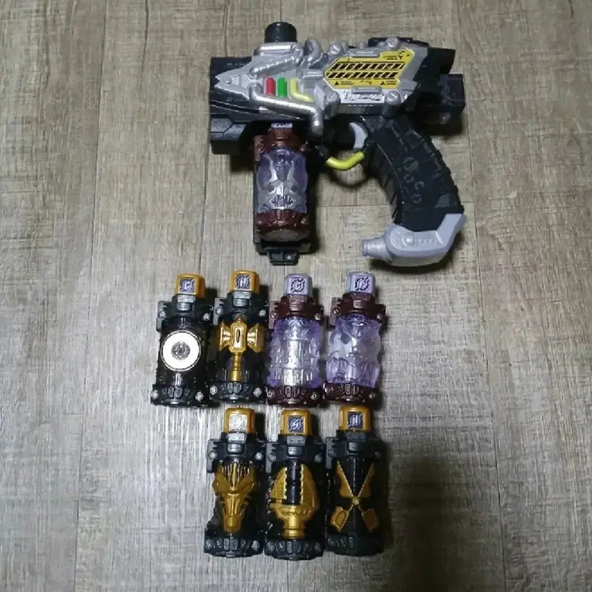[BUNJANG] Kamen Rider Build Transsteam Gun &amp; Lost Bottle Set / 일괄) 가면라이더 빌드 트랜스팀건&amp;로스트보틀 세트