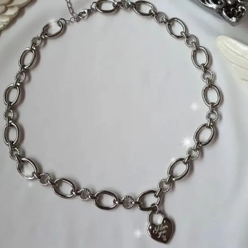 [BUNJANG] Heart Lock Choker Necklace / (카리나 착용)Heart Lock Choker 체인 초커 목걸이