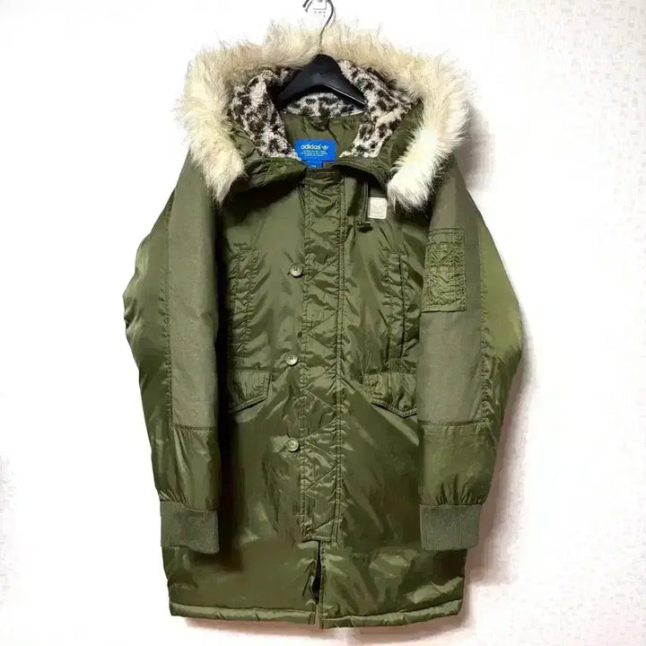 [BUNJANG] Adidas Khaki Hooded Down Padded Parka Jacket Size 95 / [M,95]아디다스 야상 패딩 자켓 덕다운 카키