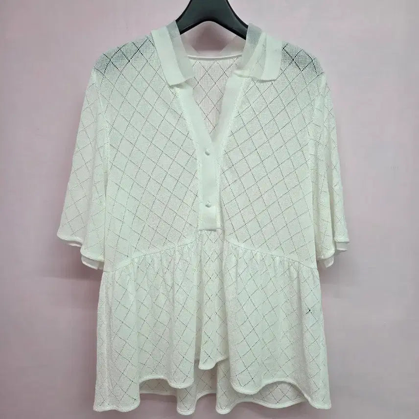 [BUNJANG] Sisley Summer Knit Top Ivory Size 55-66 / 시슬리 여름 니트티 55-66
