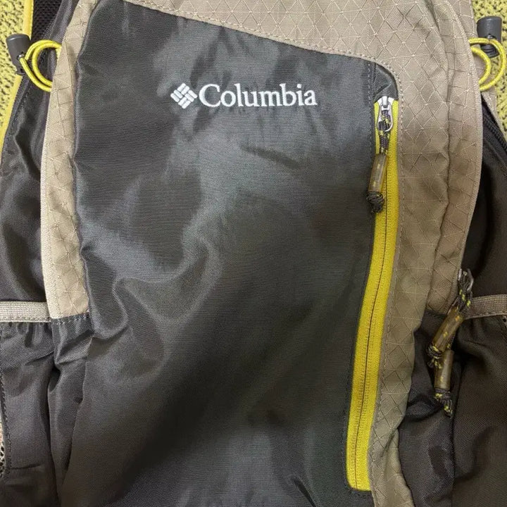 [BUNJANG] Columbia French Lake 27L Hiking Backpack / 컬럼비아 프렌치레이크 27 등산 배낭