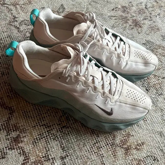 [BUNJANG] Nike Alpha Project White Sneakers 260 / 나이키 아바로버 화이트 260
