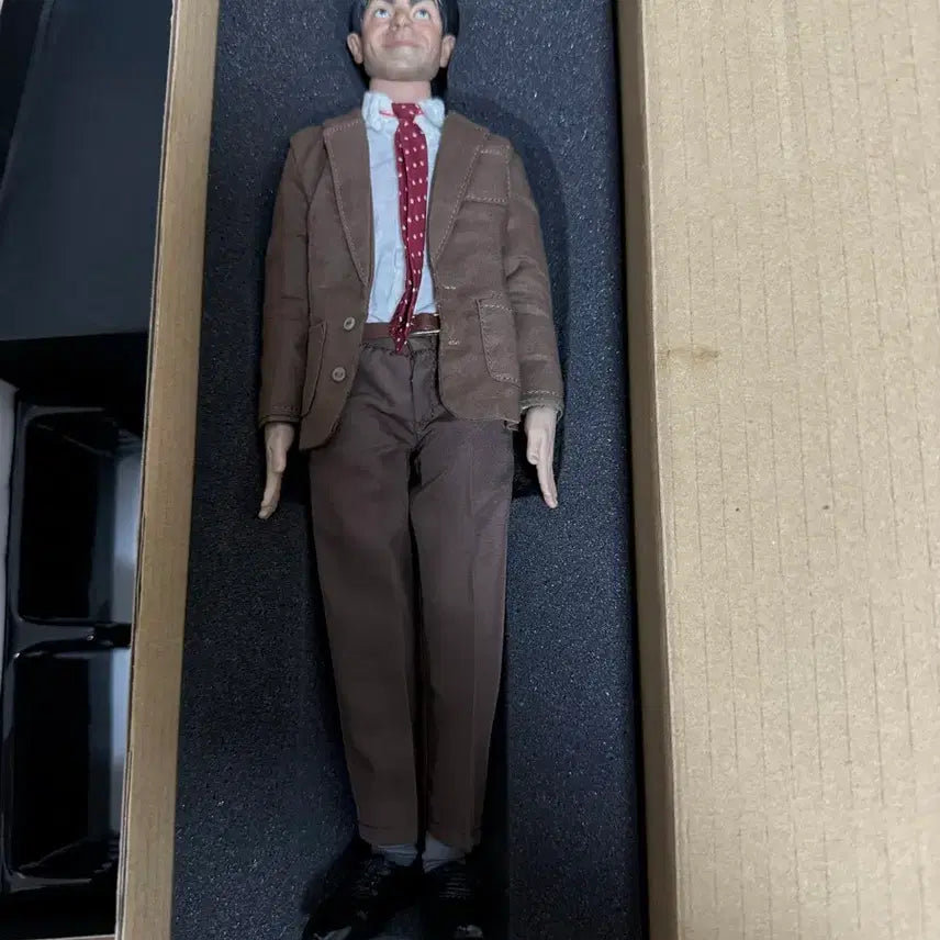 [BUNJANG] Enterbay Mr. Bean 1:6 Scale Action Figure (Used) / 엔터베이 미스터 빈 1:6 스케일 액션 피규어 개봉 중고품 판매합니다.