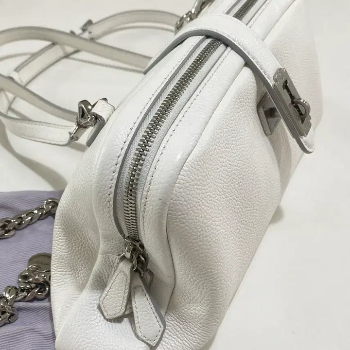 [BUNJANG] Boonk Tote Clutch with Metal Chain Strap / 분크 토크 클러치 메탈 체인 스트랩 포함