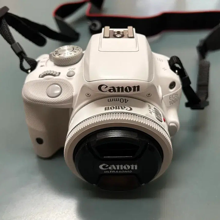 [BUNJANG] Canon DSLR EOS 100D White with 40mm F2.8 STM Prime Lens / 캐논 DSLR EOS 100D + 40mm F2.8 STM 단렌즈