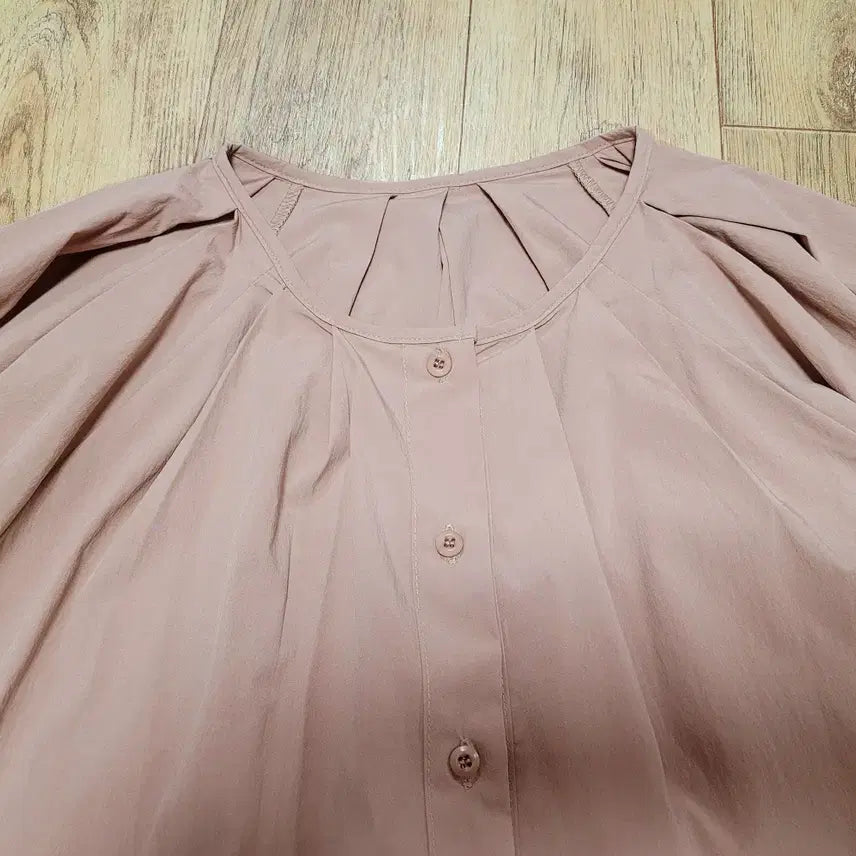 [BUNJANG] B.MUSE Venet Deep Pink Nut Blouse / 비뮤즈(B.MUSE) 베뉴엣 딥핑크 너트블라우스 프리사이즈 새상품