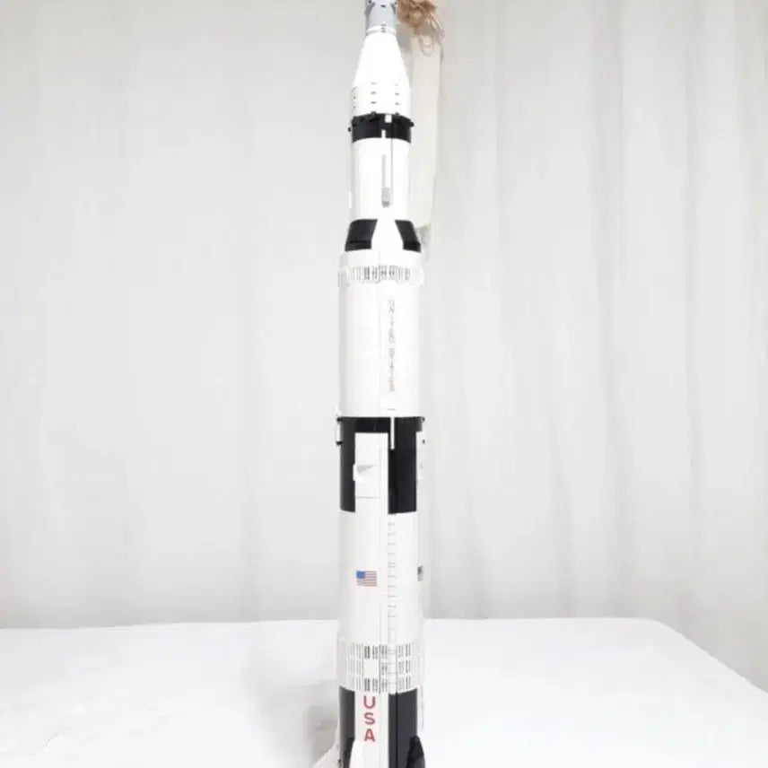 [BUNJANG] LEGO NASA Apollo Saturn V Rocket / 레고 NASA 아폴로 새턴 V 로켓