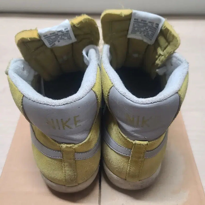 [BUNJANG] Nike Blazer Mid Premium Vintage Suede Sneakers (265mm) / 나이키 블레이저 미드 프리미엄 빈티지 스웨이드 265 mm