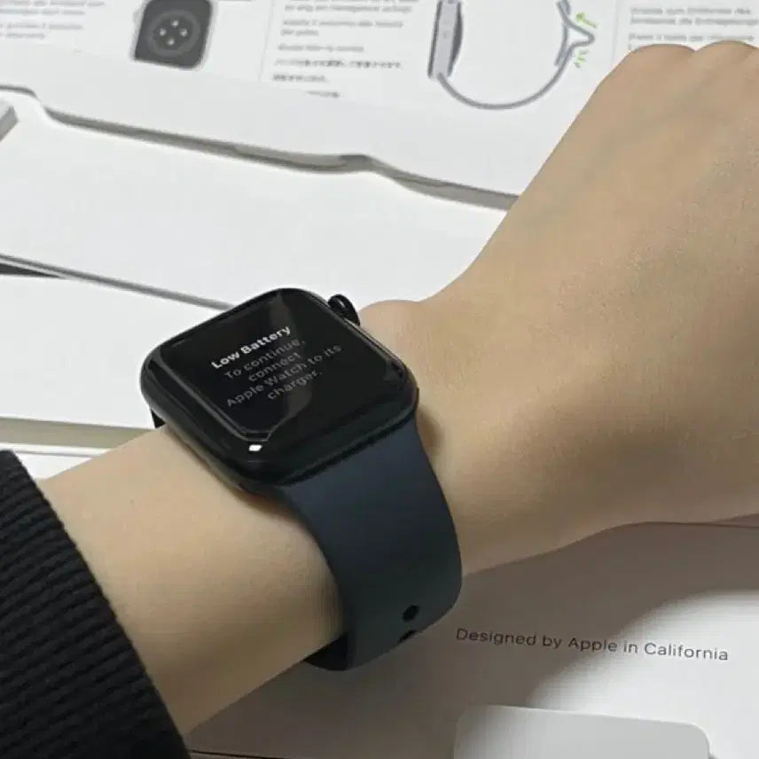 [BUNJANG] Apple Watch SE 2nd Gen 44mm Midnight GPS with Alpine Loop Band / 애플워치 se2 블랙 44