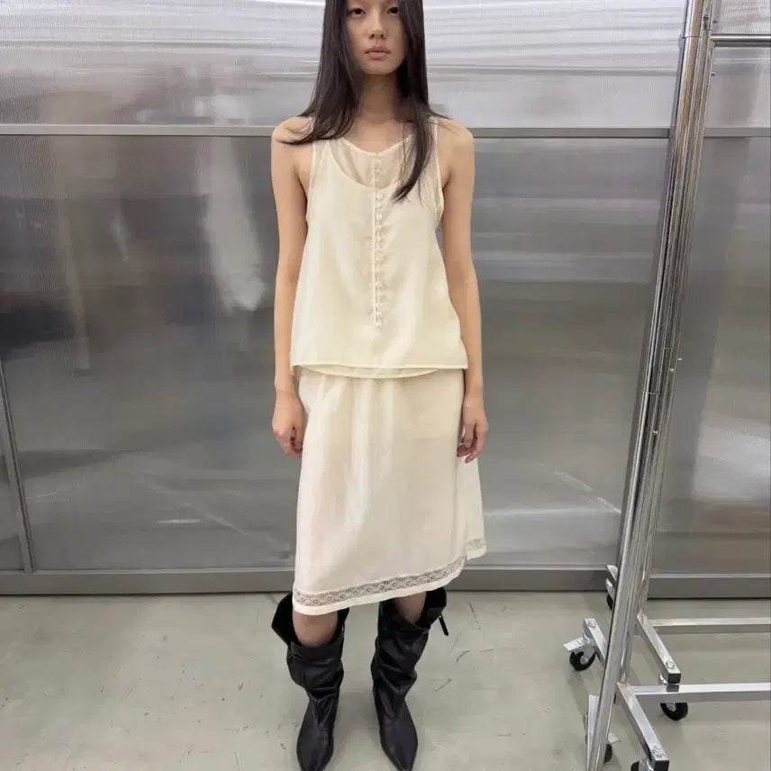 [BUNJANG] Low Classic See-Through Setup Set - Top and Lace Skirt (M) / 로우클래식 시스루 셋업 m (버튼 루프 탑, 레이스 스커트)