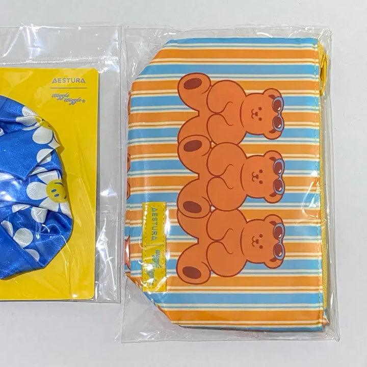 [BUNJANG] AESTRA Wigglwiggl Bear Pouch + Hair Scrunchie Set / 에스트라 위글위글 베어 파우치 +헤어 스크런치 세트