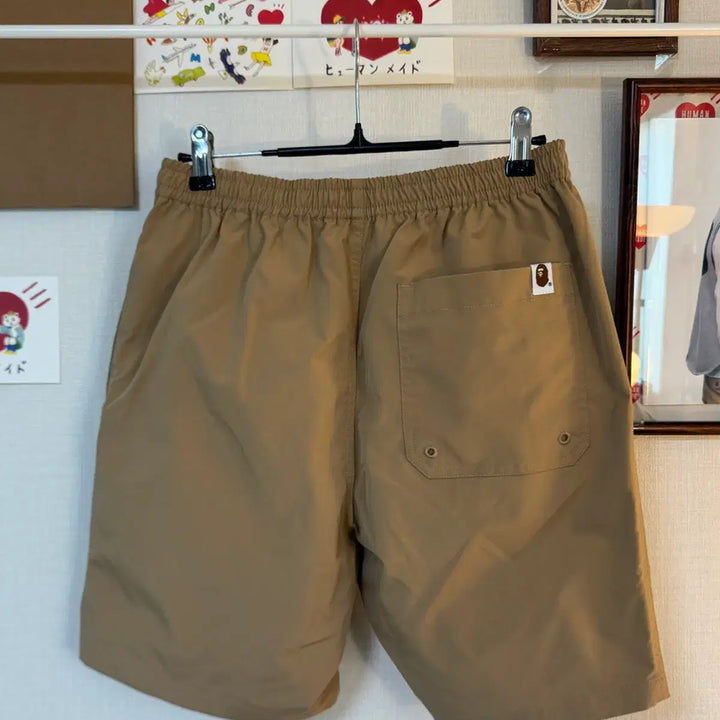 [BUNJANG] BAPE Summer Bag Shorts Beige S / (S)베이프 썸머백 쇼츠 베이지 - 24SS
