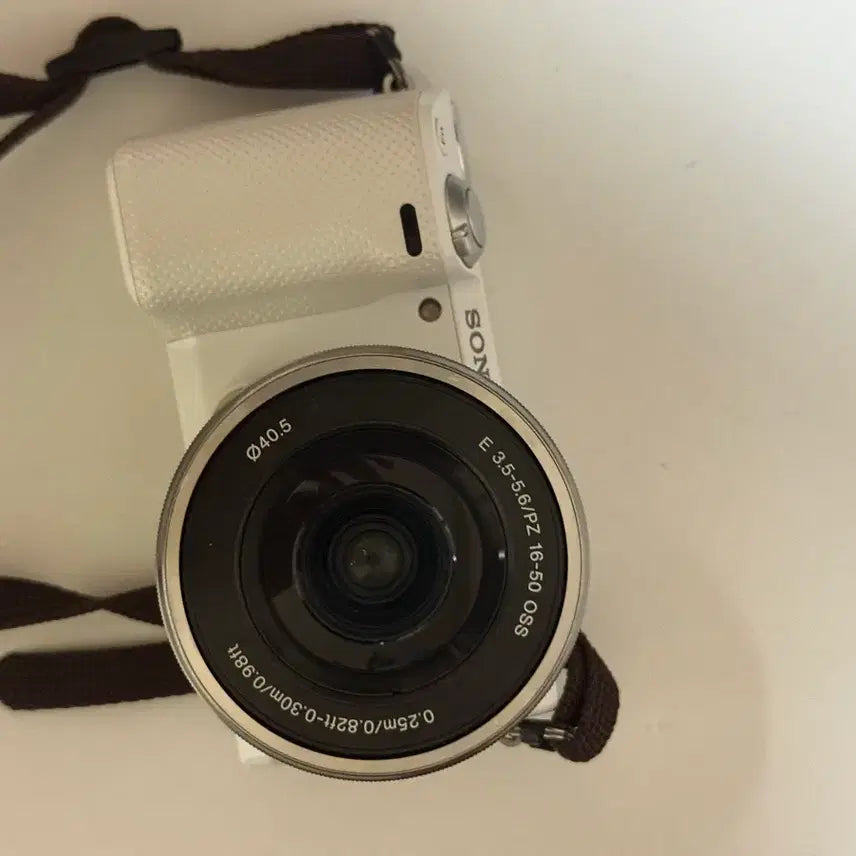 [BUNJANG] Sony NEX-5T Mirrorless Camera (White) / 소니 NEX-5T 화이트 미러리스 카메라