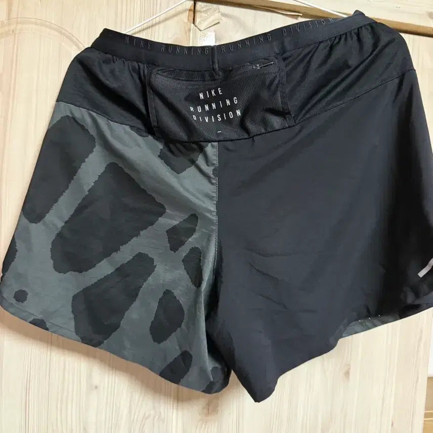 [BUNJANG] Nike Run Division 2-in-1 Running Shorts / 나이키 런 디비전 투인원 러닝 쇼츠 DQ4762-010