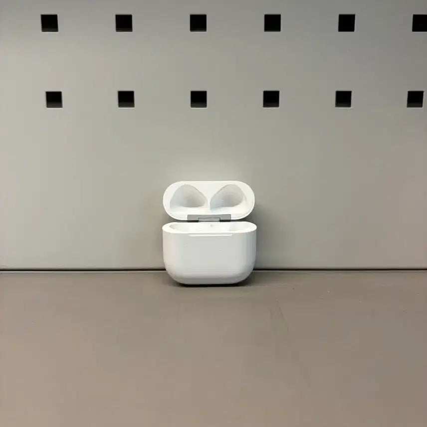 [BUNJANG] Apple AirPods 4 Pro (Noise Cancelling) - Body Only / 에어팟4 본체만(노캔O)