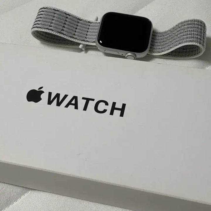 [BUNJANG] Apple Watch SE 2 40mm / 애플워치 se2 40mm 급처