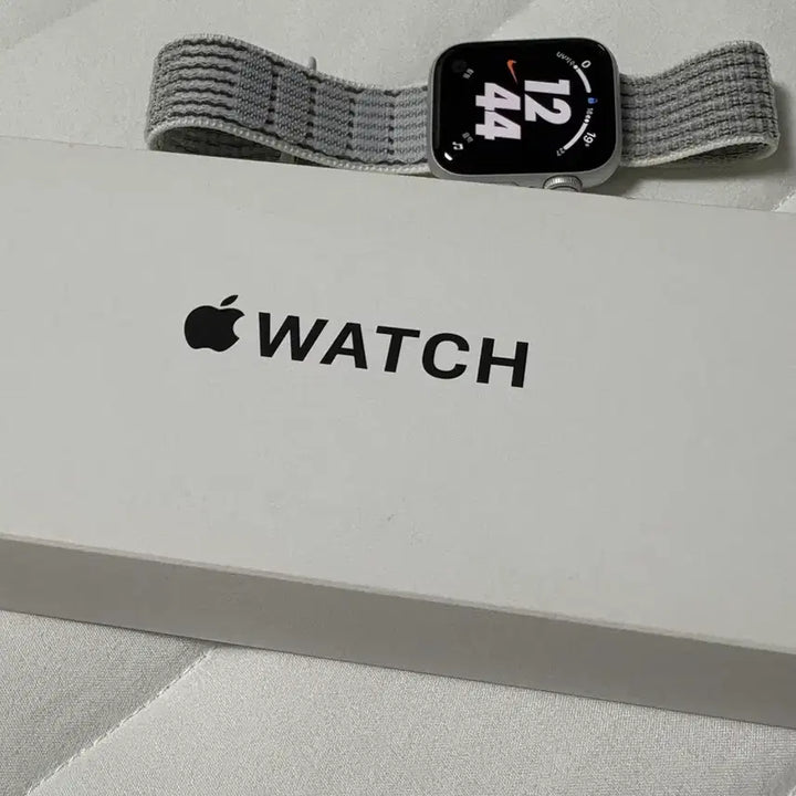 [BUNJANG] Apple Watch SE 2 40mm / 애플워치 se2 40mm 급처