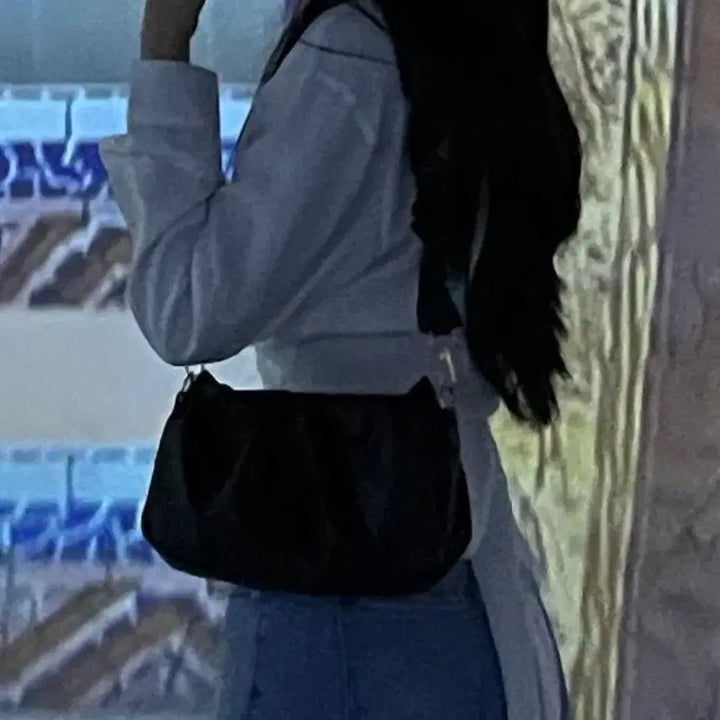 [BUNJANG] Ribbon Lab Cropped Wrap Blouse White / 리본랩 크롭 블라우스 화이트