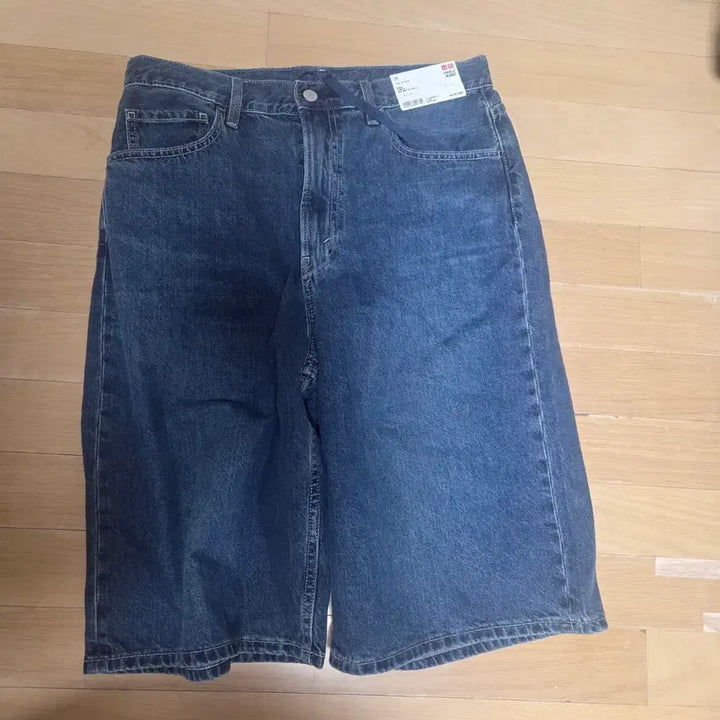 [BUNJANG] Uniqlo Denim Short Pants Blue M / 유니클로 데님쇼트팬츠 블루 M