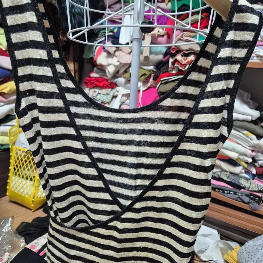 [BUNJANG] Max Mara Sleeveless Knit Top / 막스마라 나시니트