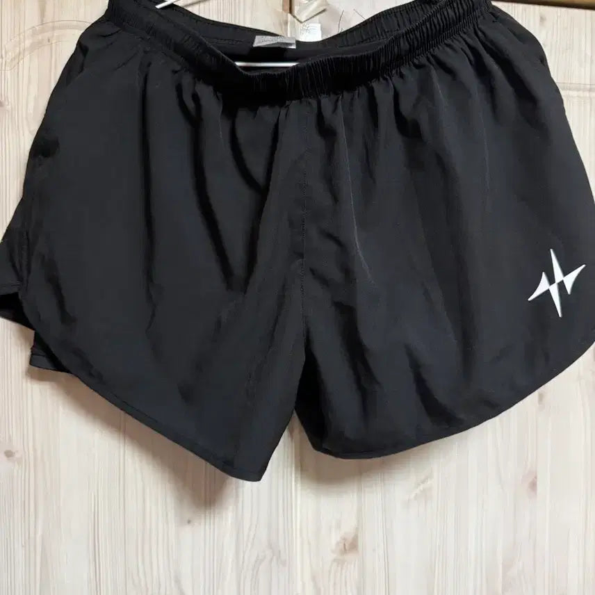 [BUNJANG] Running Life Shorts Black L / 러닝라이프 반바지 블랙 L