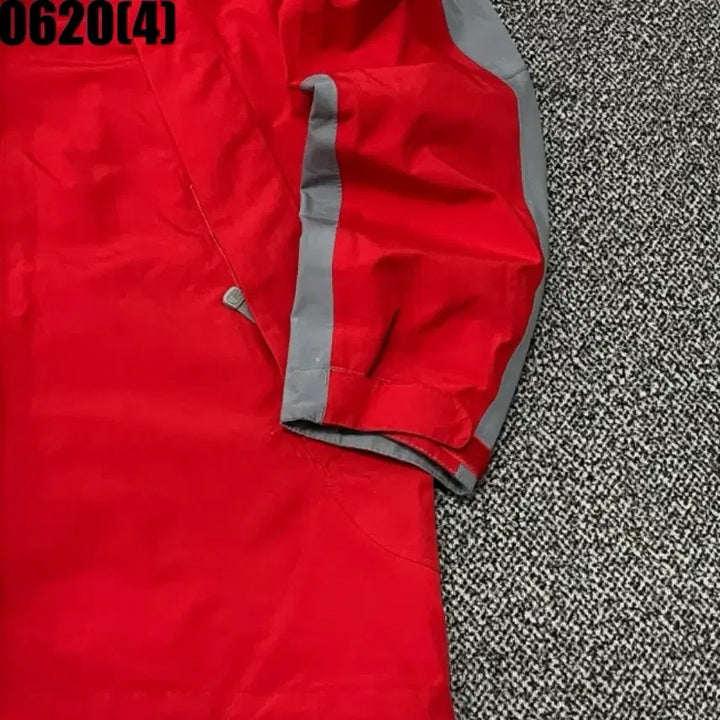 [BUNJANG] The North Face Red Hooded Windbreaker Jacket (Vintage) / [80/S] 노스페이스 | 레드 후드집업 바람막이 (빈티지 0620)