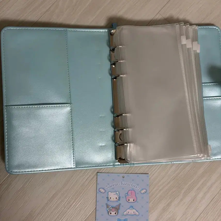 [BUNJANG] Sanrio Hello Kitty Yumemiru 6-Ring Binder Diary Photocard Holder / 산리오 키티 유메미루 6공 바인더 다이어리 포카