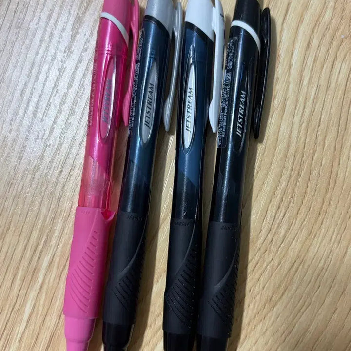 [BUNJANG] Jetstream Ballpoint Pens (4 pcs) - Inkless / 제트스트림 볼펜4개(잉크없음)일괄가격