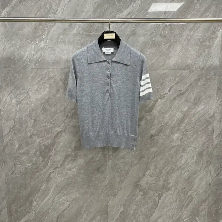 [BUNJANG] Thom Browne 4-Bar Fine Merino Wool Open Collar Short Sleeve Knit - Women&