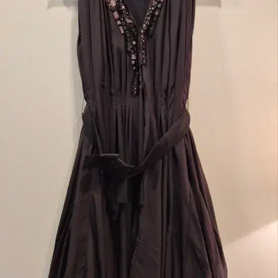 [BUNJANG] Time Silk Sleeveless Dress / 타임 실크 민소매 원피스