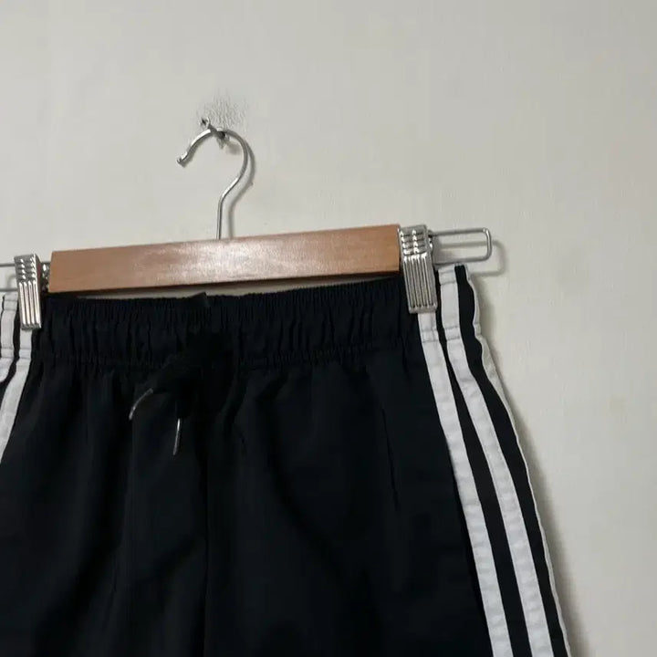 [BUNJANG] Adidas Functional Banding Shorts (Authentic) / 140 아디다스 기능성 밴딩 반바지 정품