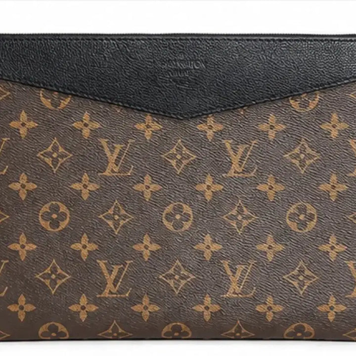 [BUNJANG] Louis Vuitton Daily Pouch Monogram Noir M62048 / 루이비통 데일리 파우치 모노그램 느와르 M62048 판매
