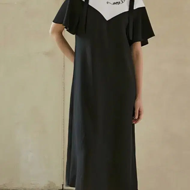 [BUNJANG] Egoist 2023 Suspender Color-Block Long Dress / (55)에고이스트 2023년 서스펜더 배색 롱 원피스