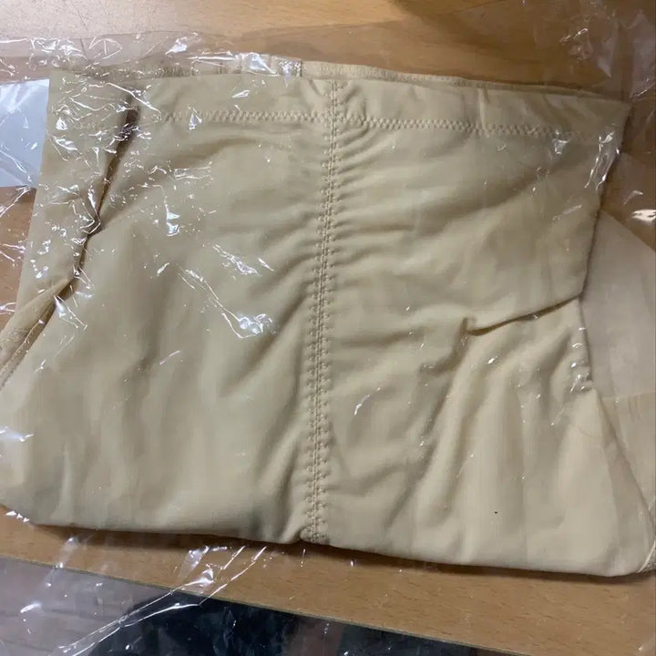 [BUNJANG] Seamless Zipper High-Waist Hip-Up Correction Panties (Nude Beige, L) / 무봉제 지퍼 하이웨스트 힙업 보정팬티  누드베이지 삼각 L