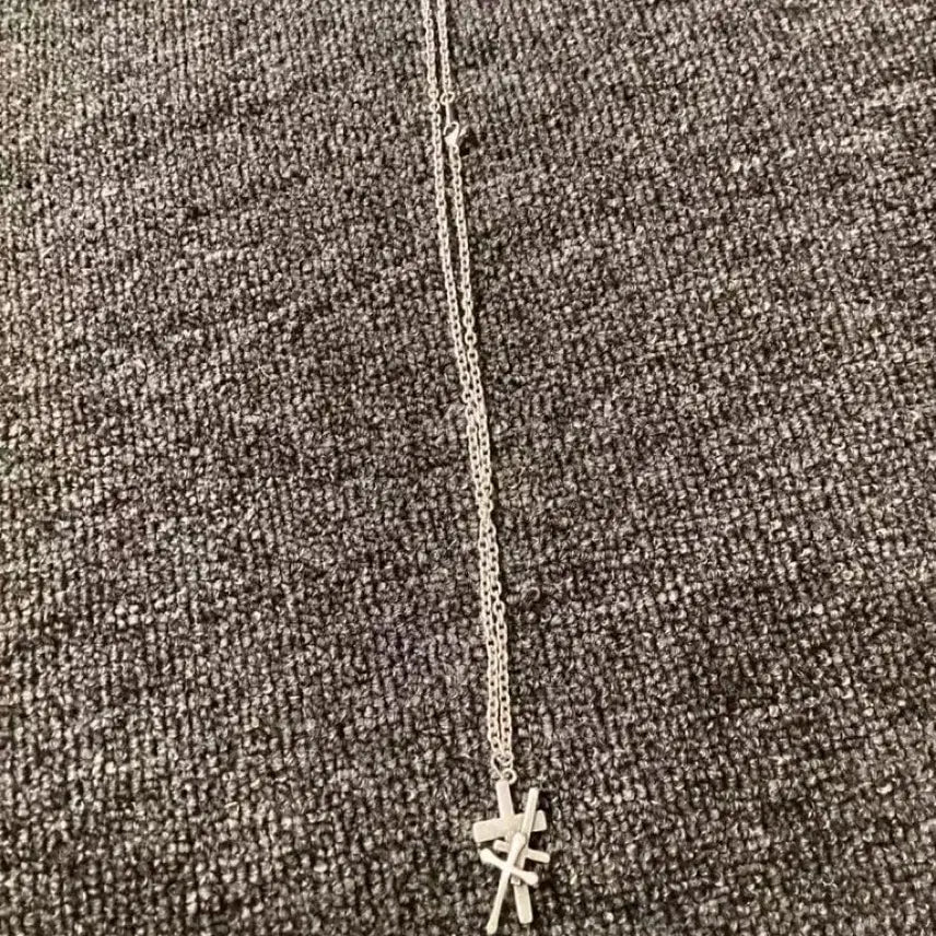 [BUNJANG] Undercover Cross Necklace / 언더커버 십자가 목걸이