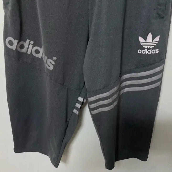 [BUNJANG] Adidas Logo Performance Spandex Banding Shorts Pants / 30-32 adidas 아디다스 로고 기능성 스판 밴딩 반바지 팬츠