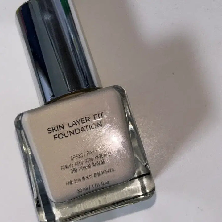 [BUNJANG] About Tone Skin Layer Fit Foundation SPF30 PA++ 21 Warm Light / 어바웃톤 스킨 레이어 핏 파운데이션 21호웜라이트