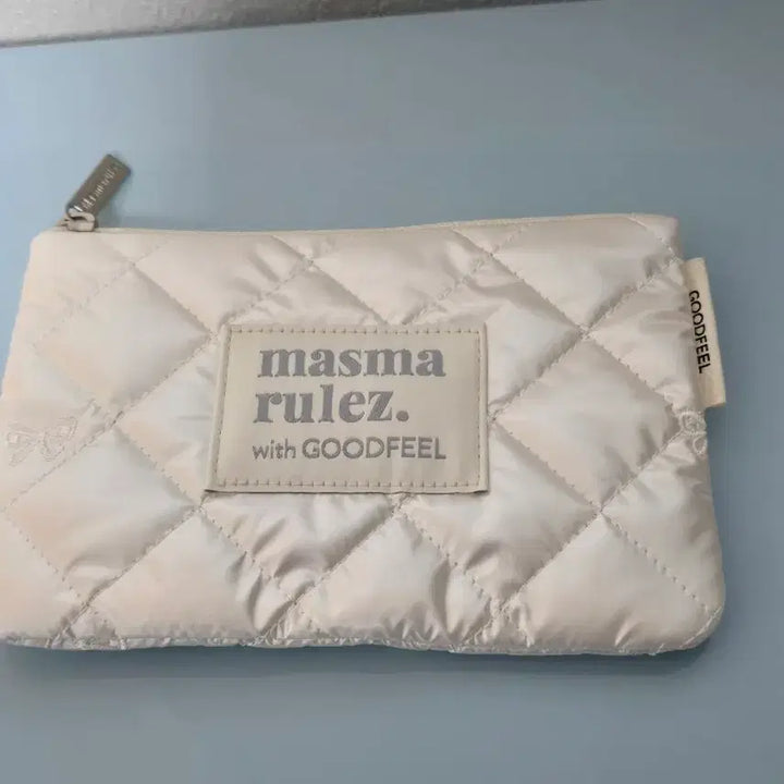 [BUNJANG] Masmarules Good Feeling Quilting Pouch / 마스마룰즈 좋은느낌 퀼팅 파우치