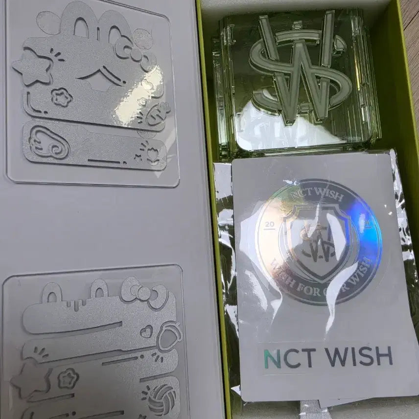 [BUNJANG] NCT WISH Lightstick + Riku Shion Vans Photocard Set / 엔시티 위시 응원봉 + 리쿠 시온 반스