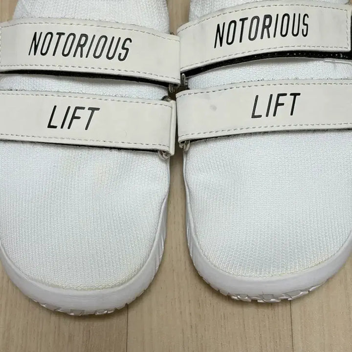 [BUNJANG] Notorious Lift Deadlift Shoes All White Size 240 / 노토리우스리프트 웨이트화/데드리프트화 올화이트 240 싸게 팔아요! (깔