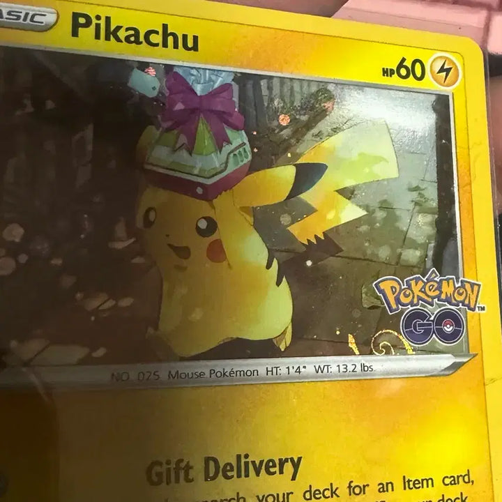 [BUNJANG] Pokemon Card Pikachu Gift Delivery SWSH234 Swirl / 포켓몬카드 피카츄 기프트 딜리버리 SWSH234 스월있음