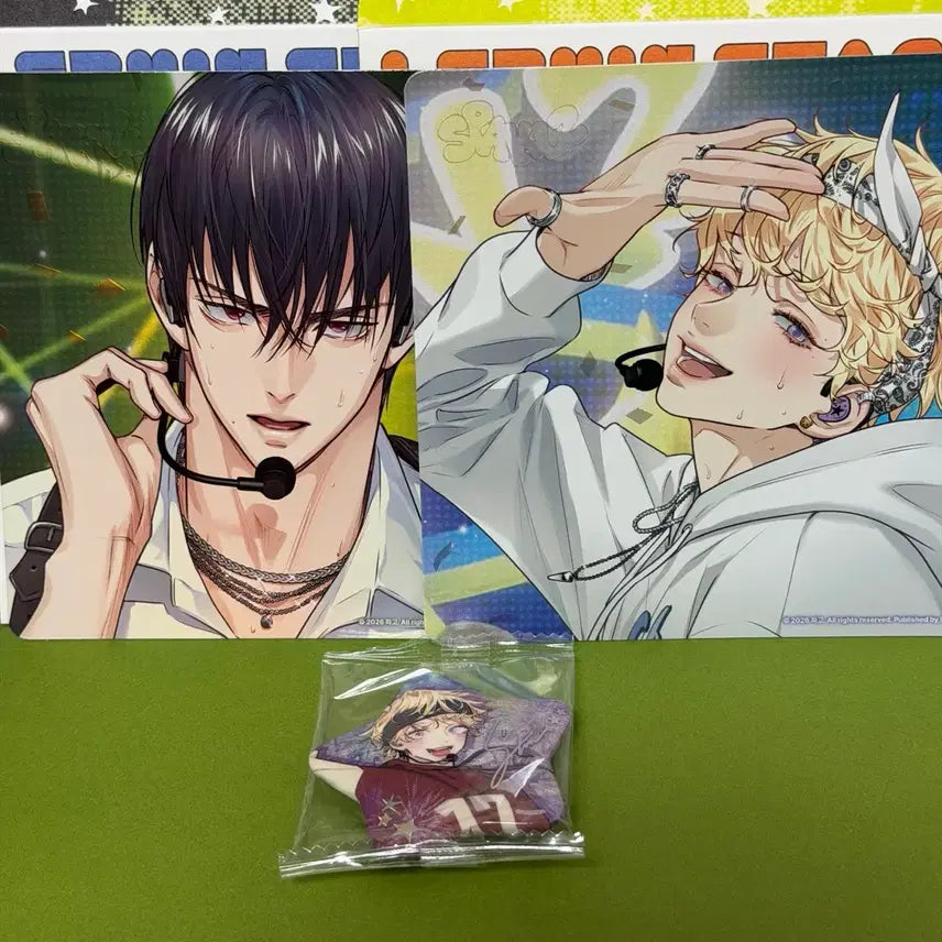 [BUNJANG] Sparkles Love is Illusion Fancam Postcard Set (2 types) &amp; Badge (1 type) / 스파클즈 사랑은 환상 직캠 엽서 2종, 뱃지 1종